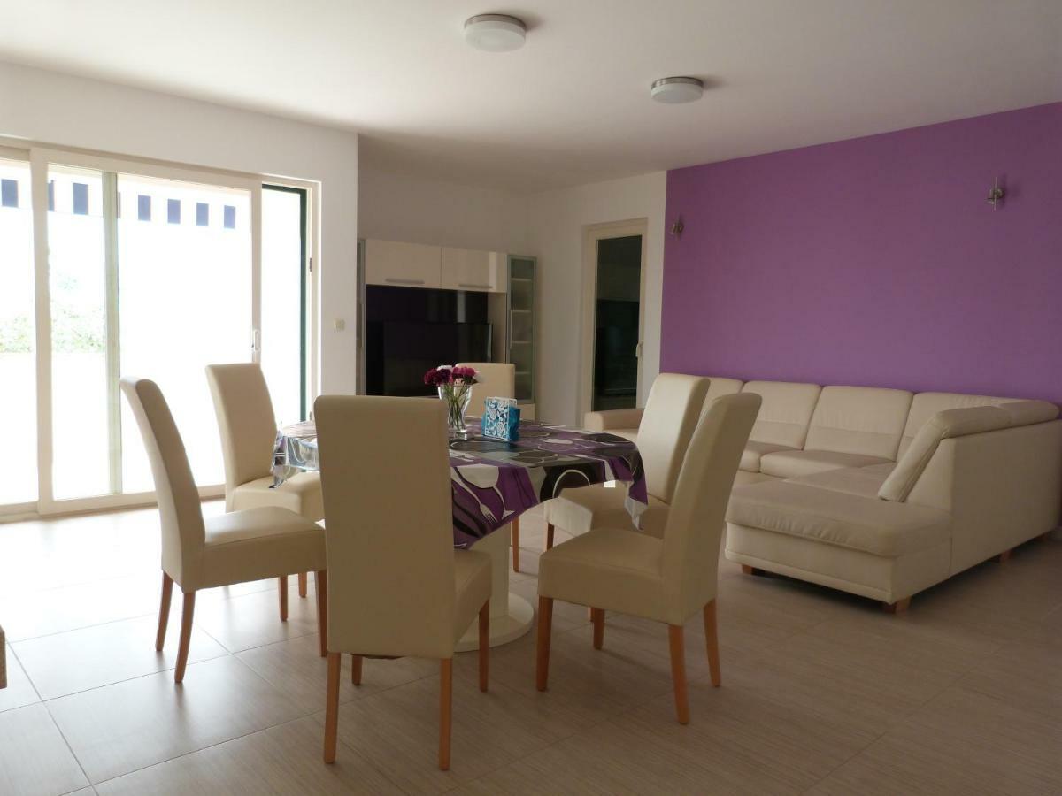 Maria Apartments Starigrad Paklenica Exterior foto